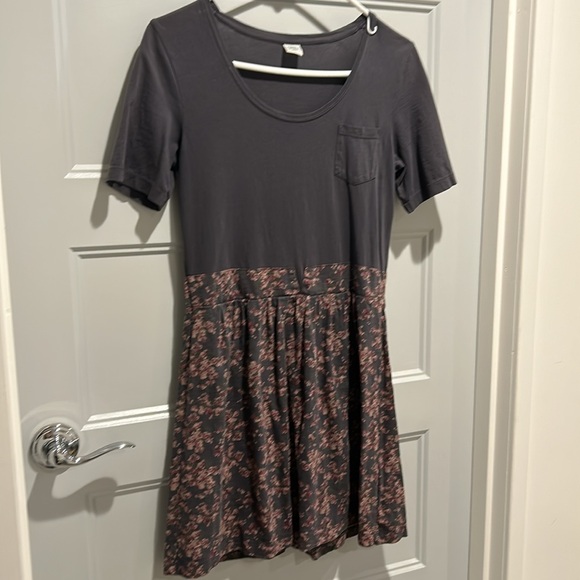 Super cute Tshirt Midi Dress - Picture 3 of 4